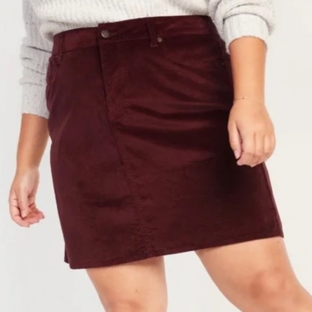 NWT Old Navy Burgundy velvet mini skirt PLUS SIZE